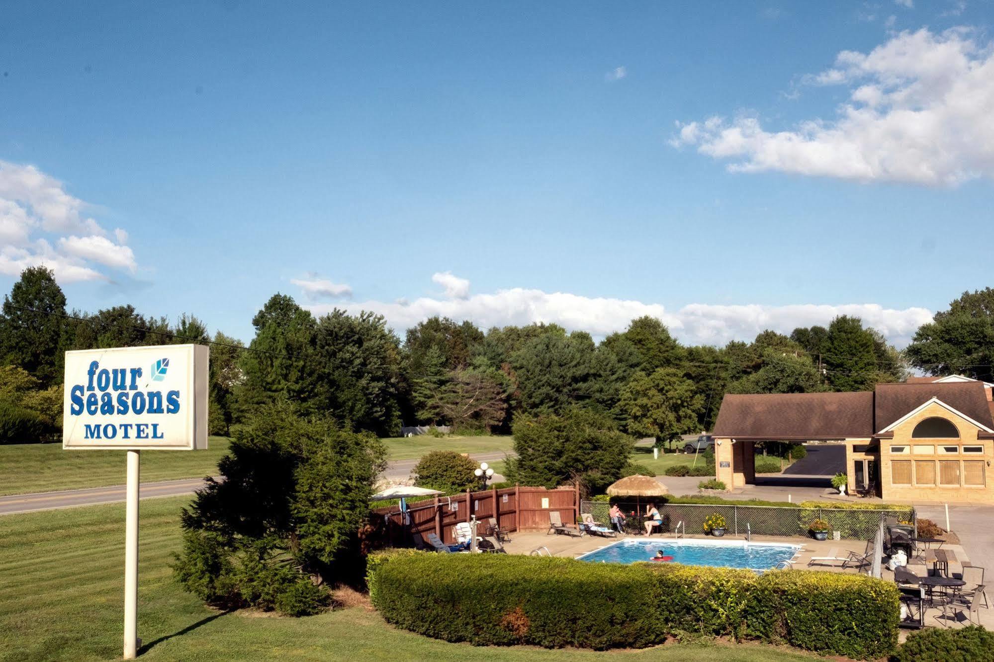 Four Seasons Lodging Mount Vernon Exterior photo